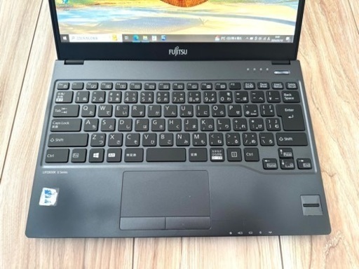 30114-1富士通 LIFEBOOK U937/P重量799g Celeron(3965U)-2.2GHZ Win10 Pro+ Microsoft Office 2021 Professional Plus