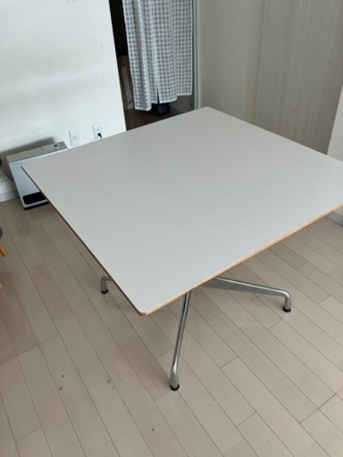 ハーマンミラー　ダイニングテーブル　リプロダクト