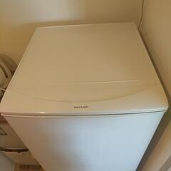 【値下げしました✨】冷蔵庫　SHARP　2017式の画像