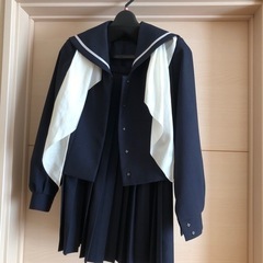 学生服