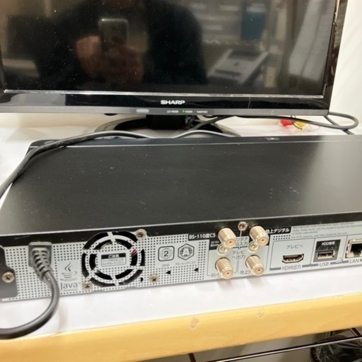 ロ2403-343 TOSHIBA REGZA ブルーレイディスクレコーダー DBR-W507 2017年製 再生のみ動作確認済み リモコン/説明書付き キズ汚れ有り
