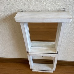 壁掛けミラーの画像