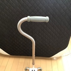 4点杖 介護用品 の画像