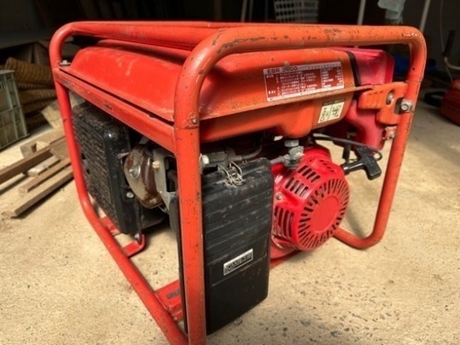 【再出品】　ホンダ　発電機　EBR3000