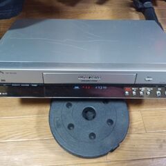 VHSデッキ