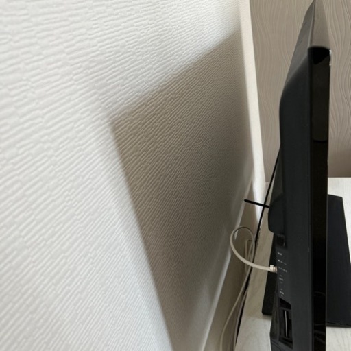 大型液晶テレビ