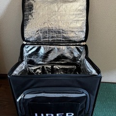 uber eats配達用カバンの画像