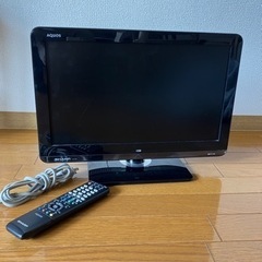シャープ　AQUOS テレビ　19型