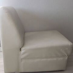 あと1週間程度です！1人用ソファお譲りします！の画像
