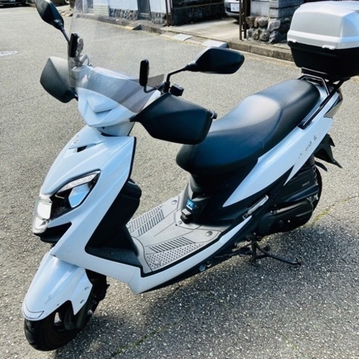 SUZUKI スズキ　スウィッシュ　125cc スクーター　バイク