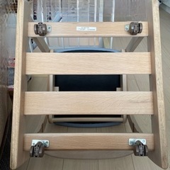カリモク 学習 椅子  ハート 子供 家具 の画像