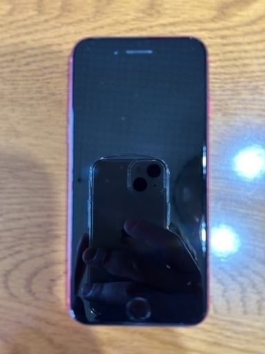 iPhoneSE 2世代　RED