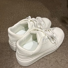 SHEIN ホワイトスニーカー 23.5センチ