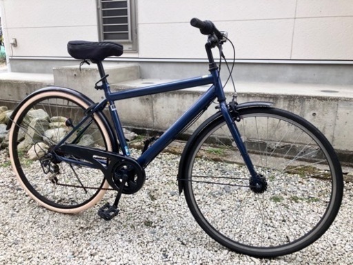 558、クロスバイク27インチ紺