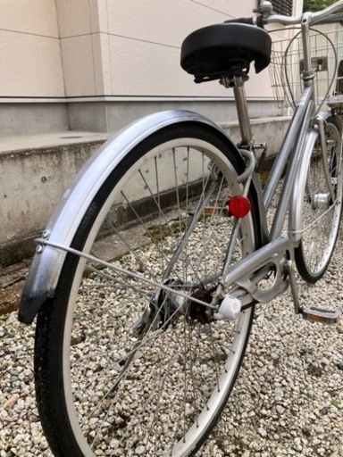 556、シティサイクル27インチシルバー