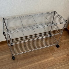 小さめ、低めスチールラック　メタルラック　キャスター付き