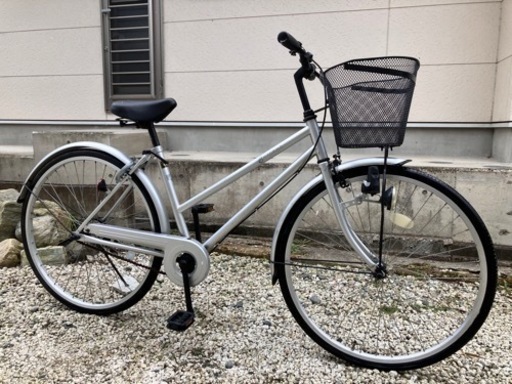 553、シティサイクル26インチシルバー