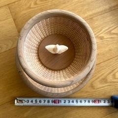 ナンタケットバスケット　small E‘ Pergne 2段トレイの画像