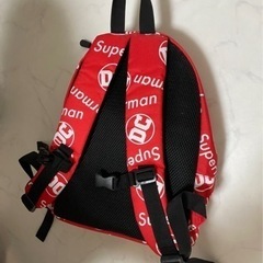 【美品】スーパーマンリュック　1週間のみ使用の画像