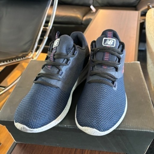 New Balance ニューバランス ランニングシューズ シューズ スニーカー ネイビー レディース 25.5
