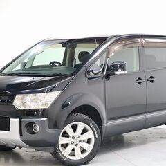 バックカメラ付き、両側電動、ワンオーナー車です