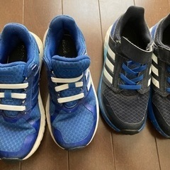 終了19センチ　adidas スニーカー