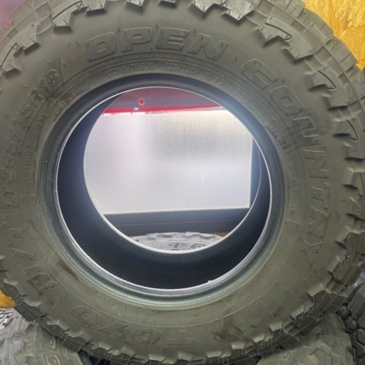 トーヨー　オープンカントリー　M/T 265\75r16 ランクル　ハイラックス　四駆