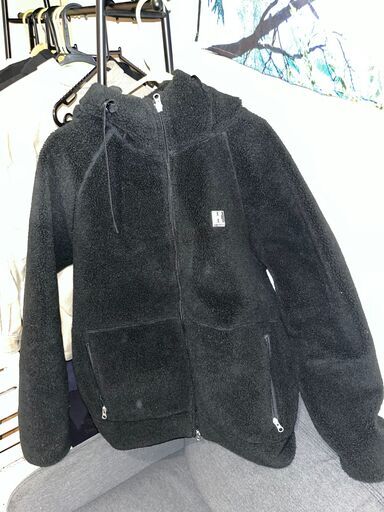 helly hansen ヘリーハンセン　パーカー