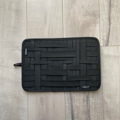 中古美品　GRID IT A4サイズ　カバン内の整理に