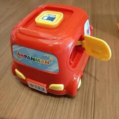 アンパンマンすうじがピピピ!ガソリンスタンドセットの画像