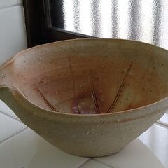 陶器の器の画像