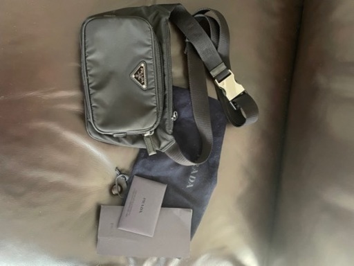 値下げ不可　Prada  プラダ　ショルダーバッグ　ウエストポーチ　2VH128