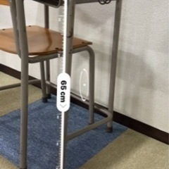【あげます】レトロな机　オカムラ　学校机　小学校低学年用　アンティークの画像