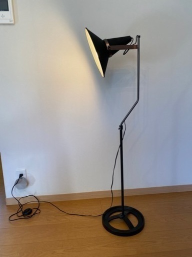 【値下げ】Studio D フロアランプ（スイッチ故障あり）