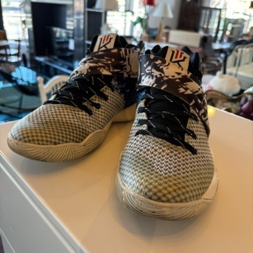 NIKE ナイキ Kyrie 2 カイリースニーカー シューズ バッシュ 