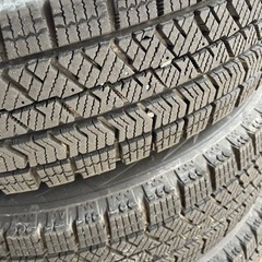 スタッドレス135/80R12ブリヂストンVRX2の画像