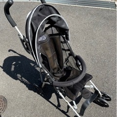 (お話中)西松屋　バギーベビーカー　Ｂ型