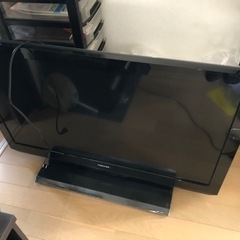 東芝　REGZA 40インチ　