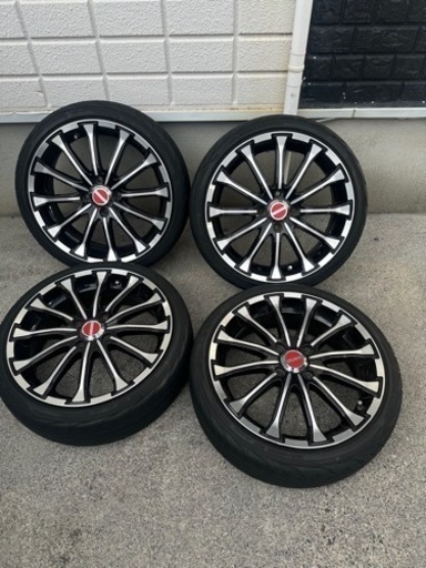 16インチの車のパーツ タイヤ、ホイール