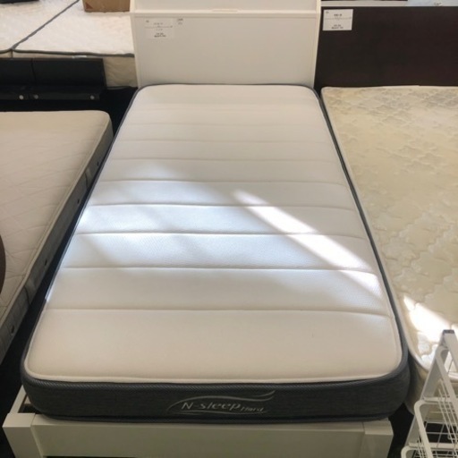 シングルベッド ホワイト