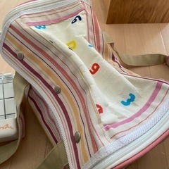 うさぎ用キャリー、チモシー入れ、体力ケアフードの画像