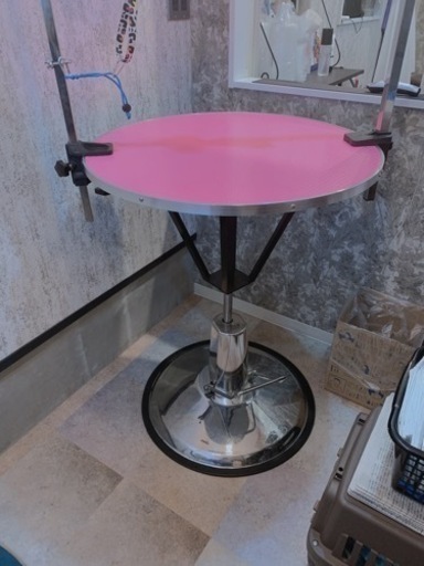 緊急大幅値下げ‼️トリミングテーブル