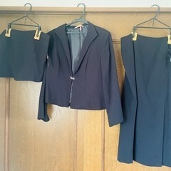 スーツ3点セット①