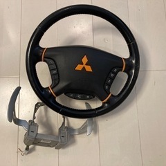 デリカ　D5 ステアリング、パドルシフト