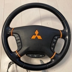 デリカ　D5 ステアリング、パドルシフトの画像