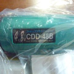1回使用の美品、コードレスドライバー・5段クラッチ2スピード、正逆・転回転！ＡＣ：アダプター付属。の画像