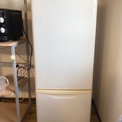 【差し上げます】シンプルな冷蔵庫［自炊する単身の方向け］