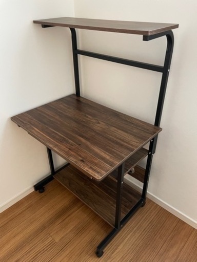 【中古・美品】パソコンデスク
