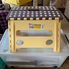 折りたたみ脚立