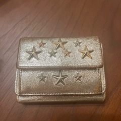 ジミーチュウ　三つ折り財布　の画像